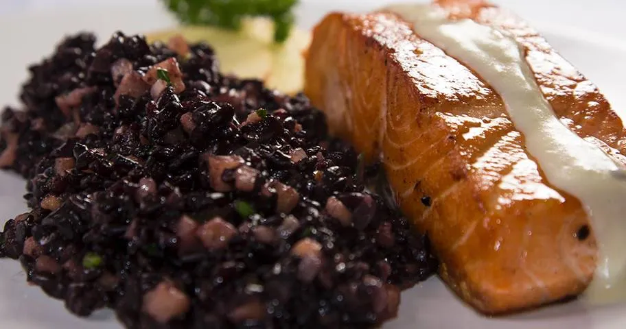 Arroz integral x arroz branco: arroz negro